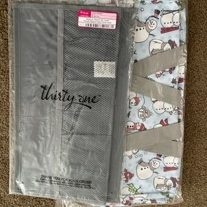 Medium utility tote with insert